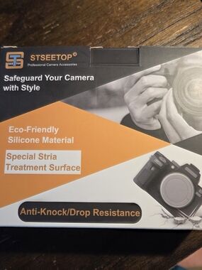 STSEETOP camera case featuring an eco-friendly silicone material For D800, D810